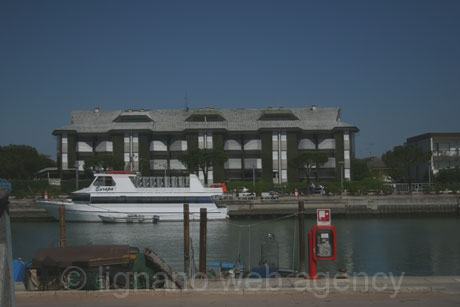 Das Schiff Europa in Lignano foto