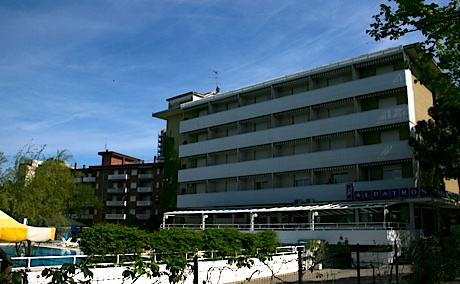 Appartamenti con piscina Lignano foto